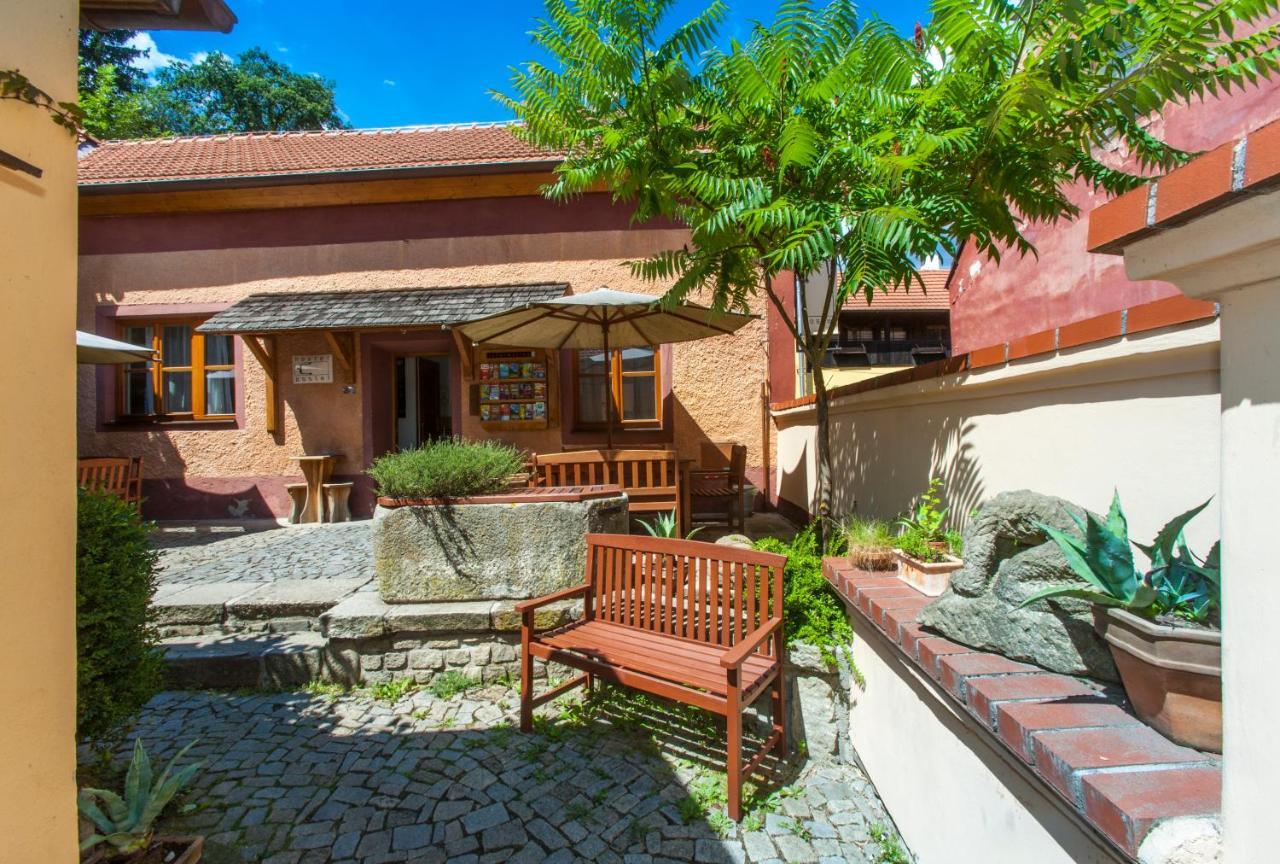 Hostel Postel Чешки Крумлов Екстериор снимка