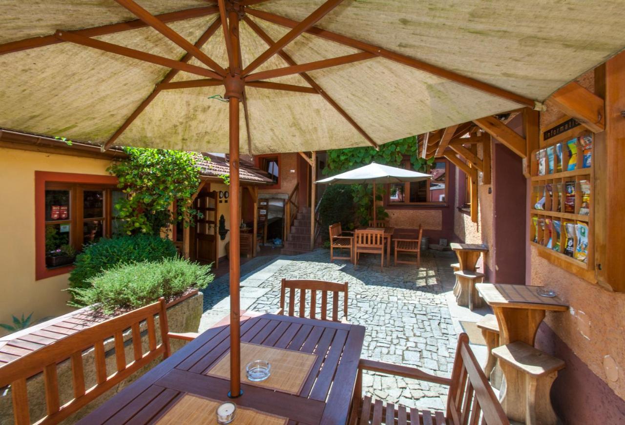 Hostel Postel Чешки Крумлов Екстериор снимка