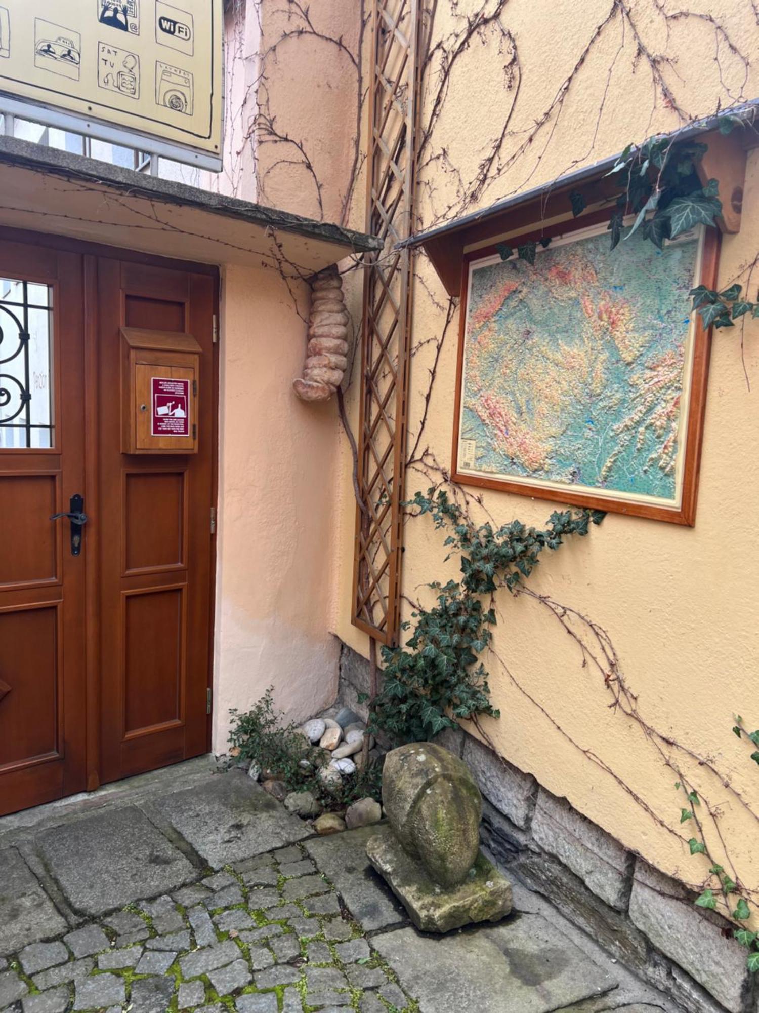 Hostel Postel Чешки Крумлов Екстериор снимка