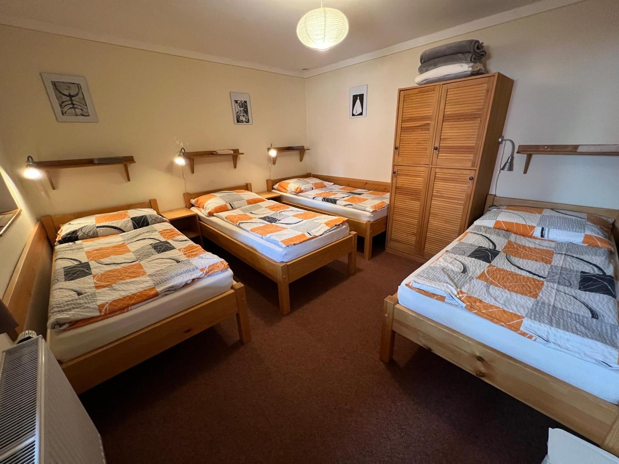 Hostel Postel Чешки Крумлов Екстериор снимка