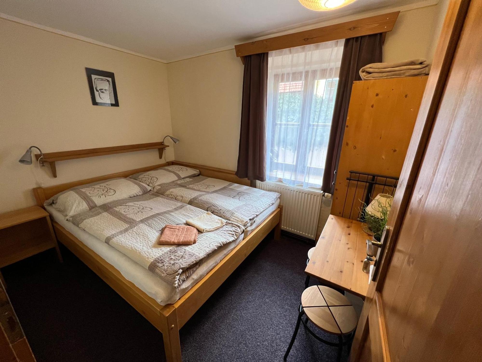Hostel Postel Чешки Крумлов Екстериор снимка
