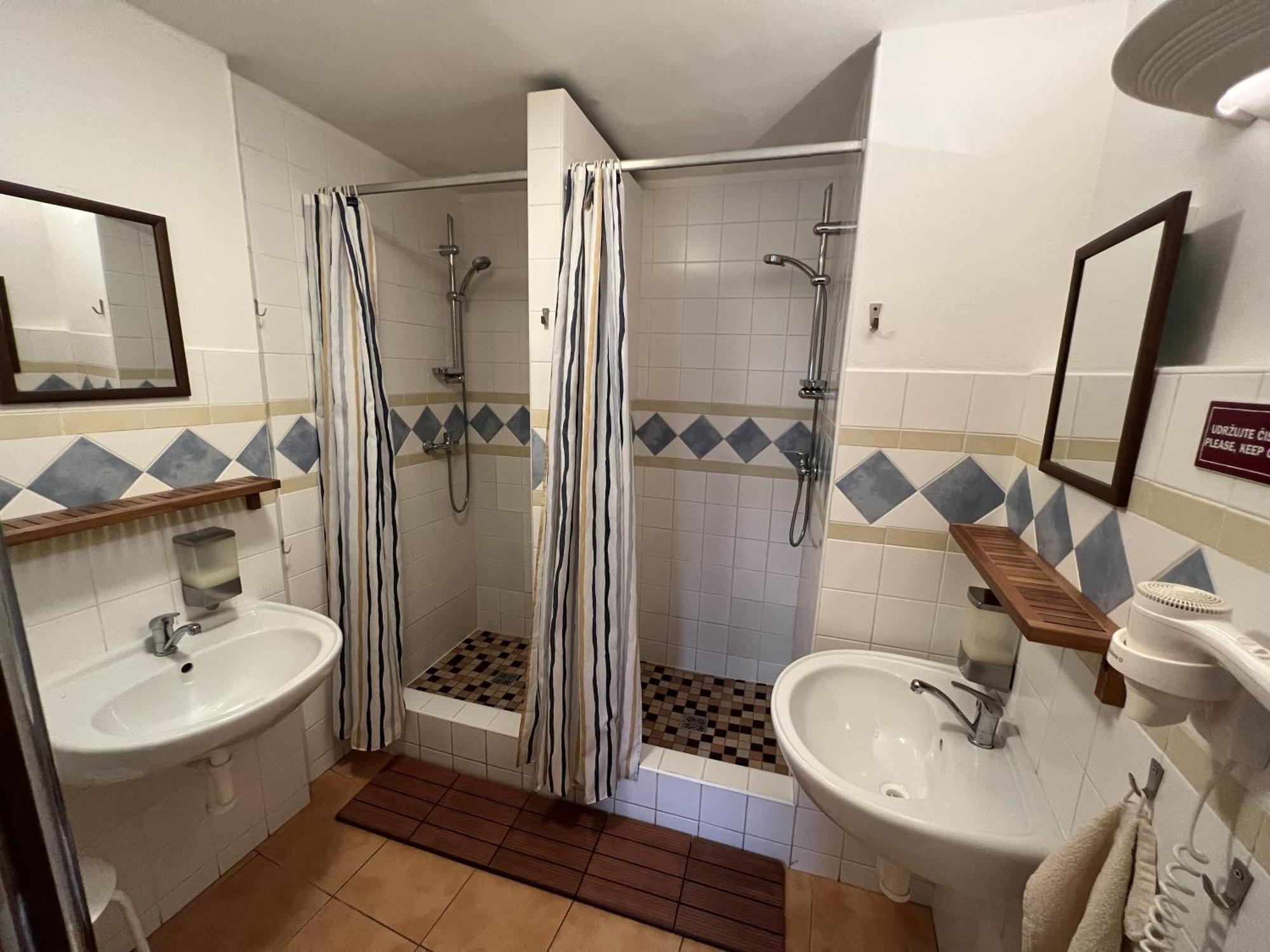 Hostel Postel Чешки Крумлов Екстериор снимка